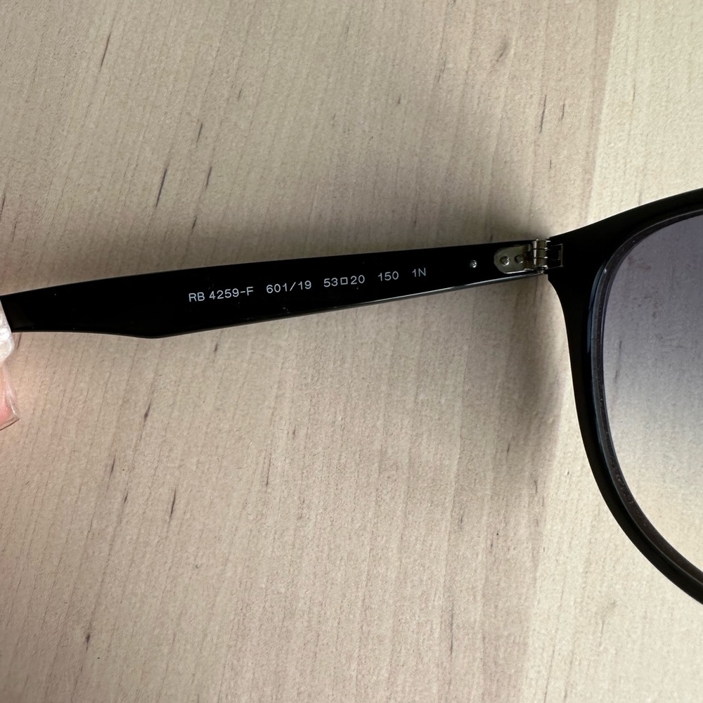 Women’s Ray-Ban Erika Sunglasses - Picture 6 of 8